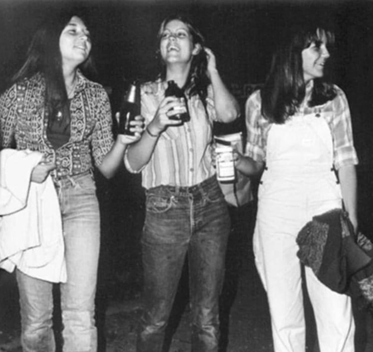 36 Photos of '70s Parties to Break Out the Tupperware and Fondue